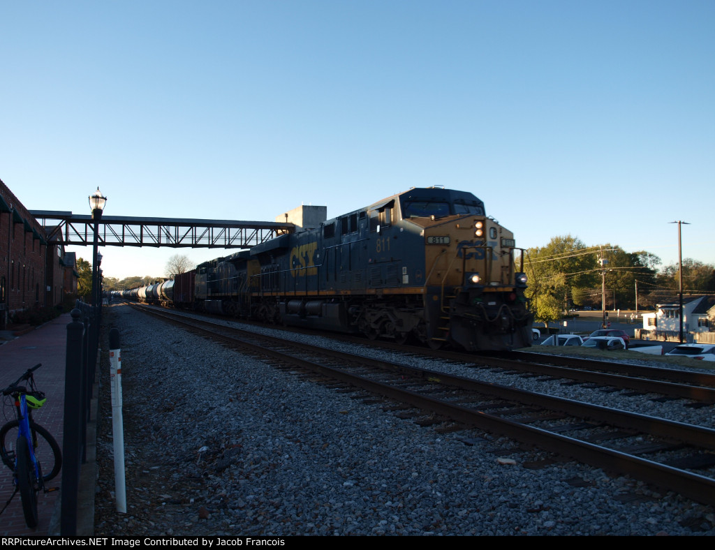 CSX 811